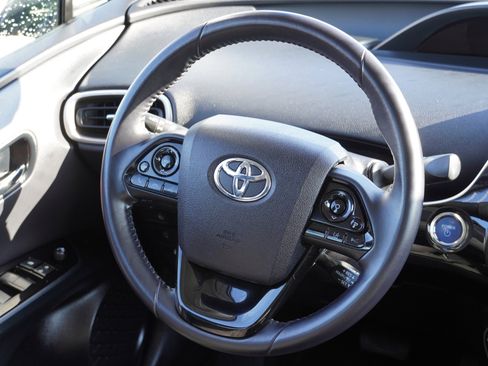 Certified 2022 Toyota Prius Prime LE image 28