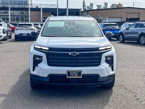 New 2026 Chevrolet Traverse LT w/ Midnight/Sport Edition image 6