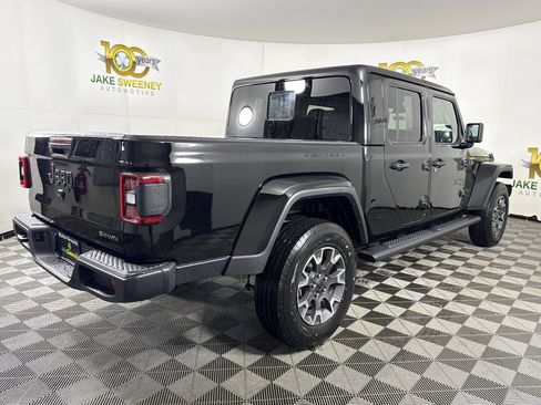 New 2026 Jeep Gladiator Sport image 7