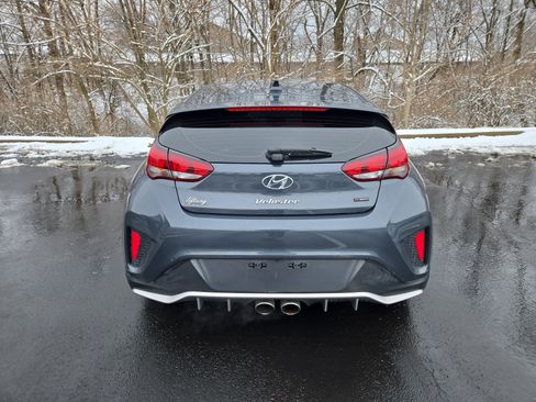 Used 2019 Hyundai Veloster Turbo R-Spec image 8