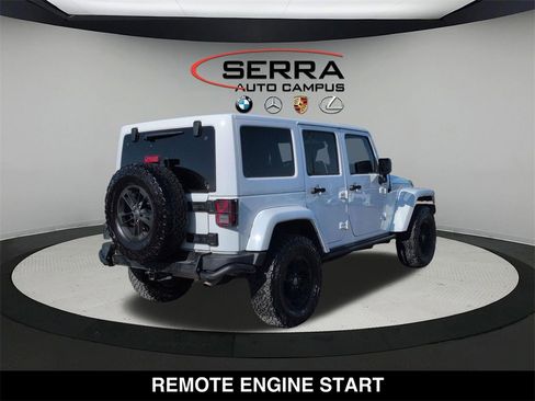 Used 2017 Jeep Wrangler Unlimited Sahara image 13