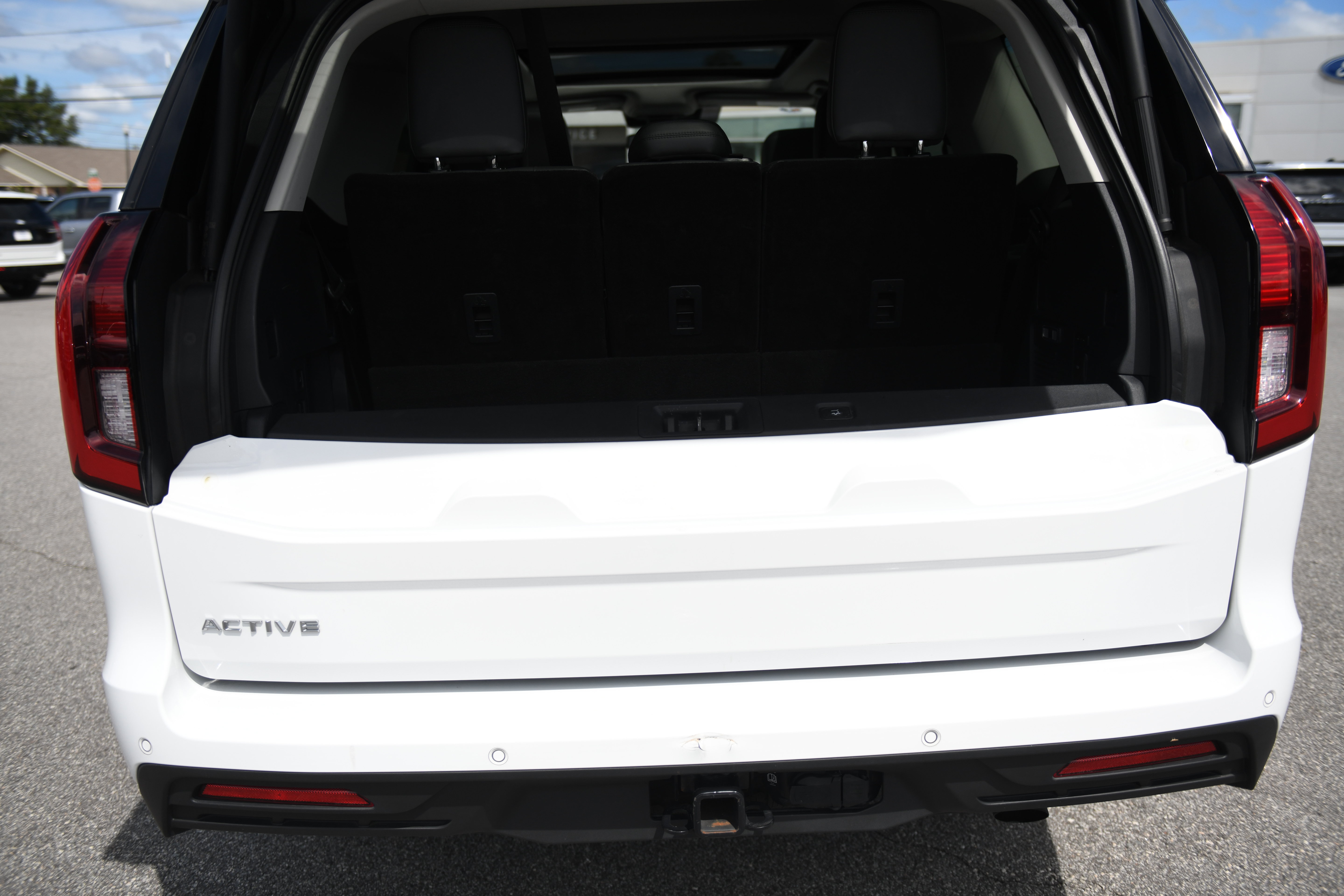 Used 2025 Ford Expedition Active AWD/4WD image 11