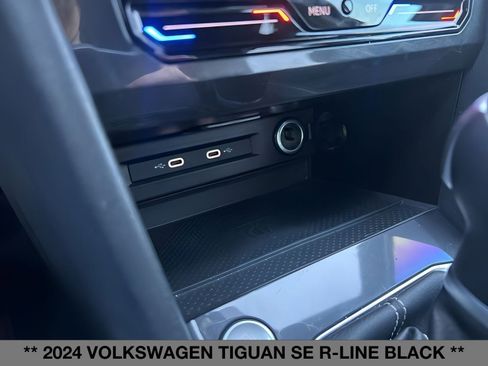 Used 2024 Volkswagen Tiguan SE R-Line image 34