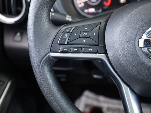 Used 2019 Nissan Kicks SV image 27