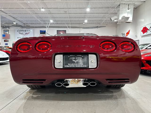 Used 2003 Chevrolet Corvette Coupe w/ Preferred Equipment Group RWD image 27