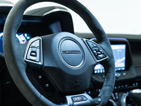 Used 2023 Chevrolet Camaro SS image 24
