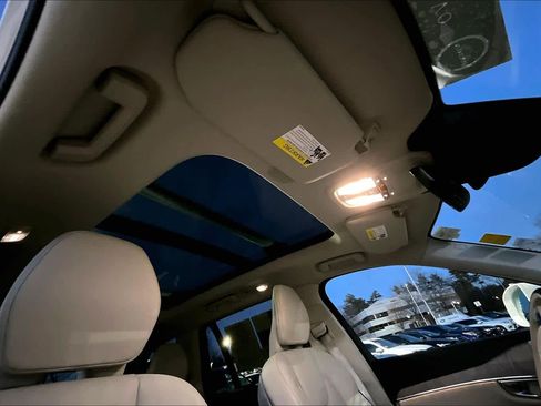 Certified 2024 Volvo XC90 B6 Plus w/ Protection Package Premier image 13