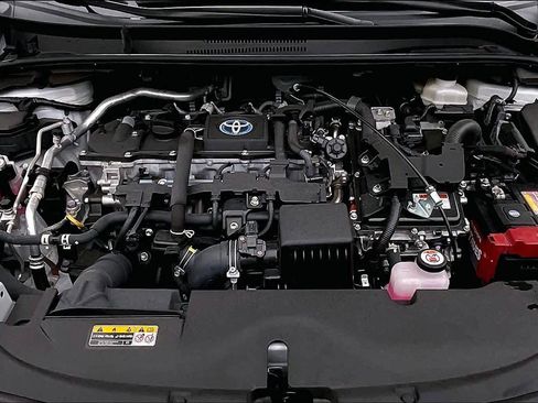 Used 2024 Toyota Corolla SE image 31