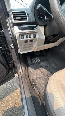 Used 2017 Subaru Forester 2.5i Limited AWD/4WD image 10
