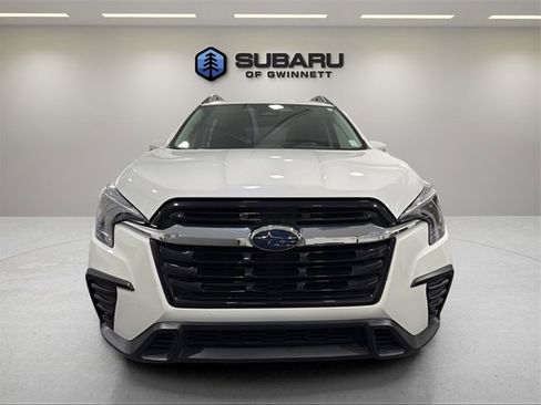 Used 2023 Subaru Ascent Limited image 8