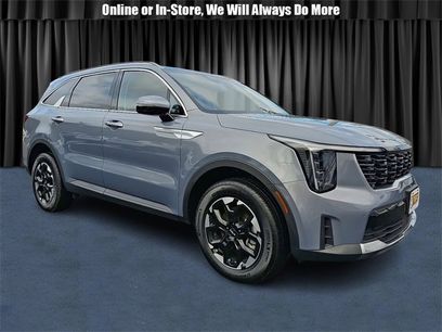 Used 2025 Kia Sorento S