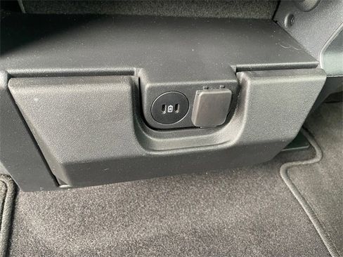 Used 2025 Ford F150 XLT w/ Equipment Group 301A Standard image 16