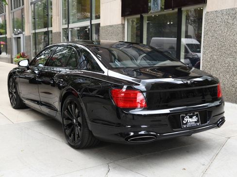 New 2026 Bentley Flying Spur Plug-In Hybrid image 6