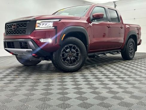 Used 2022 Nissan Frontier PRO-4X w/ Pro-4X Premium Package image 18