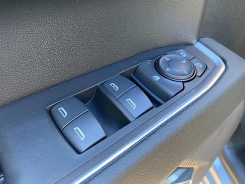 Used 2024 Chevrolet Silverado 1500 LT AWD/4WD image 13