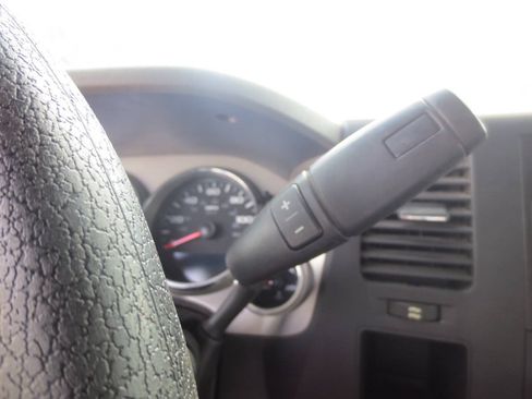 Used 2014 GMC Sierra 2500 W/T AWD/4WD image 11