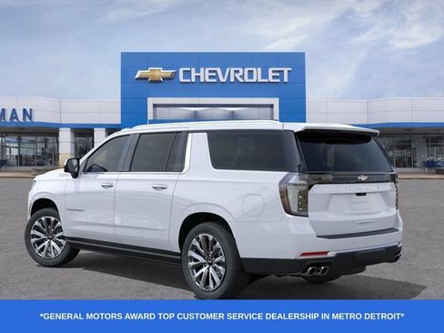 New 2026 Chevrolet Suburban High Country AWD/4WD image 4