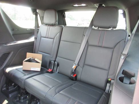 Used 2021 Chevrolet Tahoe RST w/ Luxury Package AWD/4WD image 23