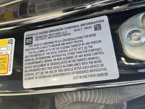 Used 2025 GMC Sierra 2500 Denali Ultimate image 38