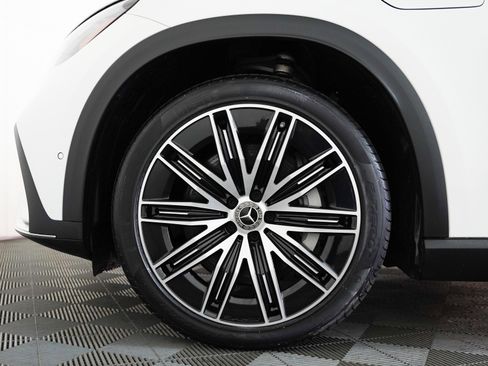 Certified 2023 Mercedes-Benz EQE 500 4MATIC SUV w/ Exclusive Trim Package image 3