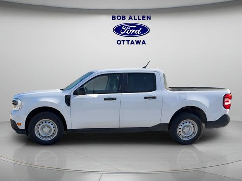 Used 2023 Ford Maverick XLT image 2