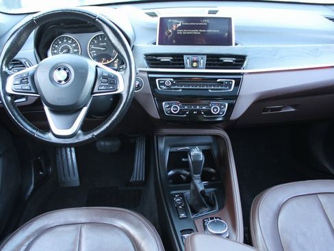 Used 2017 BMW X1 xDrive28i image 22