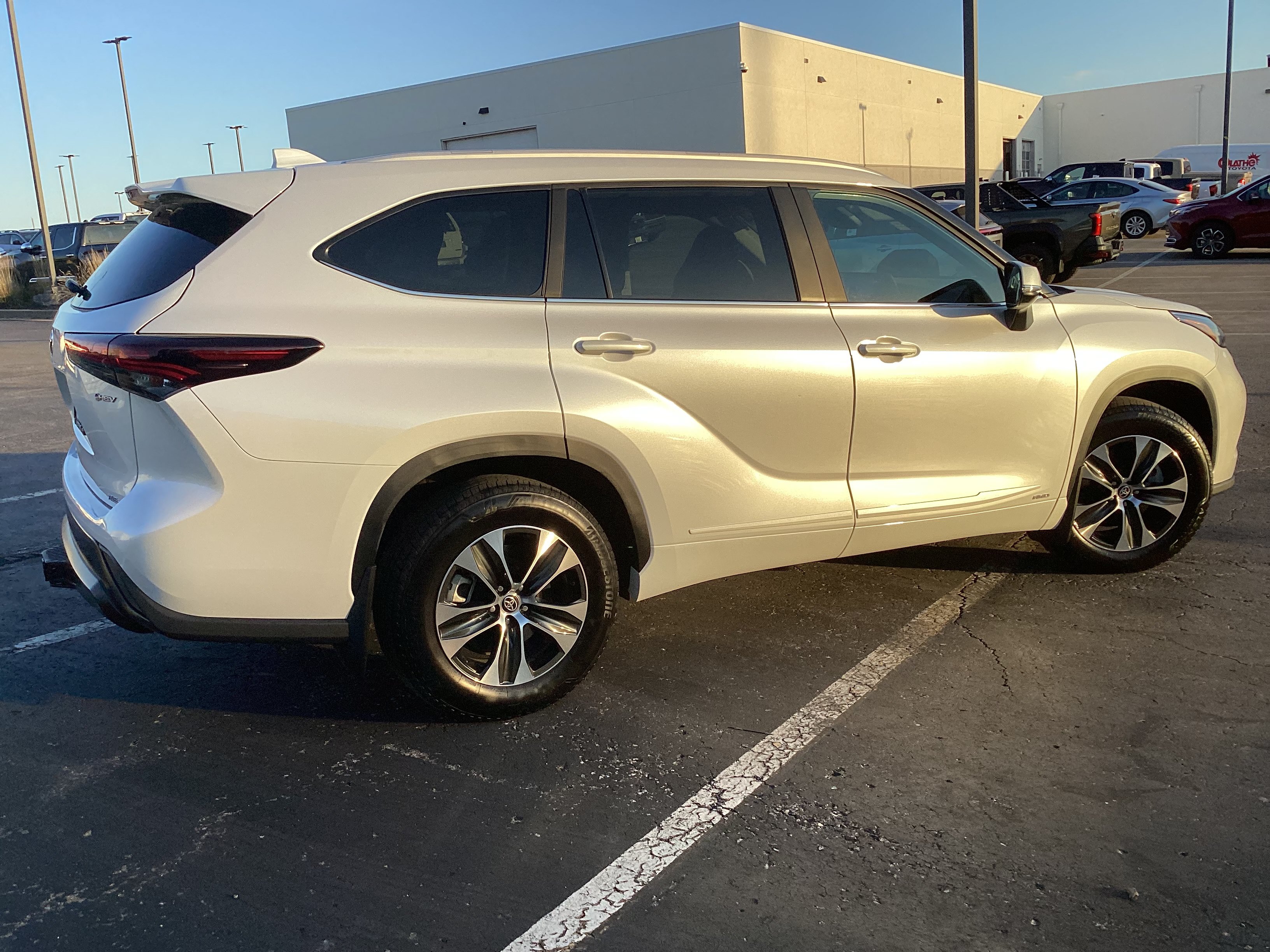 Certified 2026 Toyota Highlander XLE AWD/4WD image 16