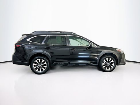 Used 2023 Subaru Outback Limited image 10