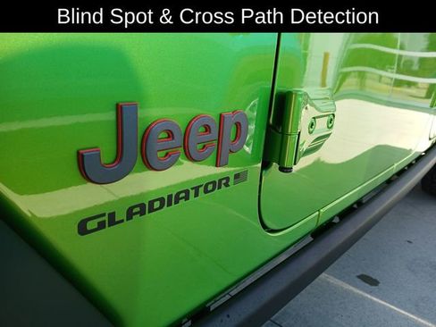 New 2025 Jeep Gladiator Mojave w/ Safety Group image 30