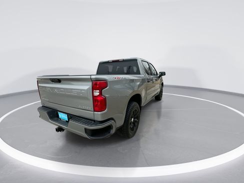 Used 2024 Chevrolet Silverado 1500 Custom image 8