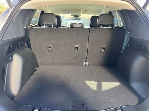 Used 2022 Ford Escape SEL image 14