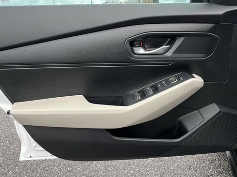 New 2025 Honda Accord LX image 21