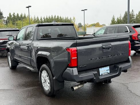 Used 2026 Toyota Tacoma SR5 AWD/4WD image 5