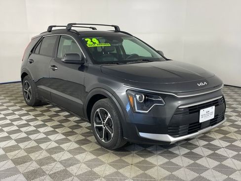 Certified 2024 Kia Niro EX FWD image 26