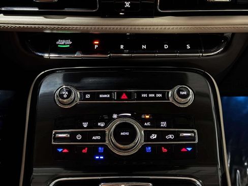 Certified 2022 Lincoln Nautilus Reserve AWD/4WD image 8
