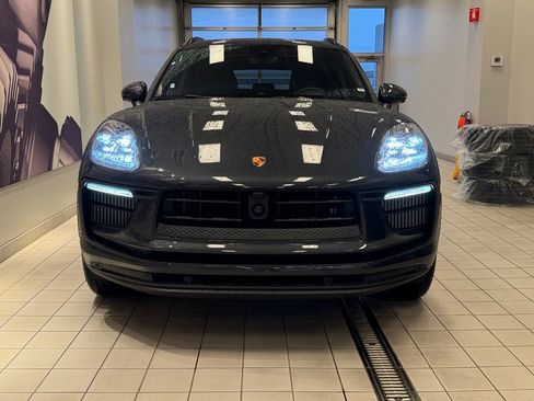 New 2026 Porsche Macan S image 8