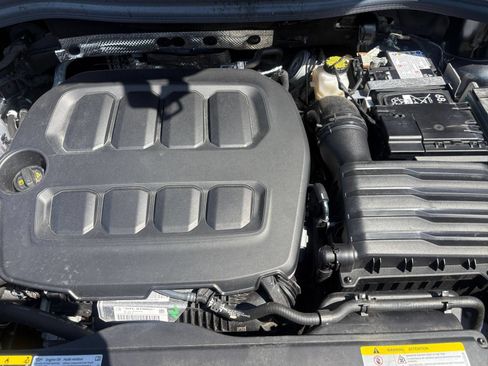 Used 2026 Volkswagen Tiguan SE AWD/4WD image 27