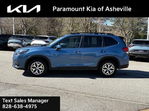 Used 2024 Subaru Forester Premium image 3