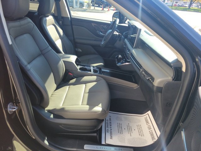 Certified 2024 Lincoln Corsair AWD image 27