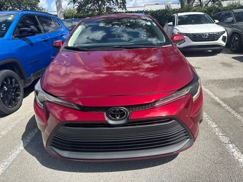 Used 2023 Toyota Corolla LE FWD image 2