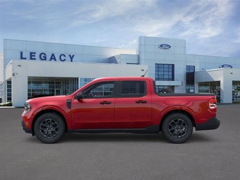New 2026 Ford Maverick XLT w/ XLT Luxury Package FWD image 3