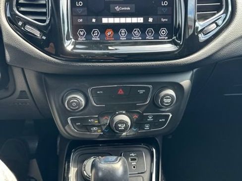 Certified 2020 Jeep Compass Limited AWD/4WD image 25