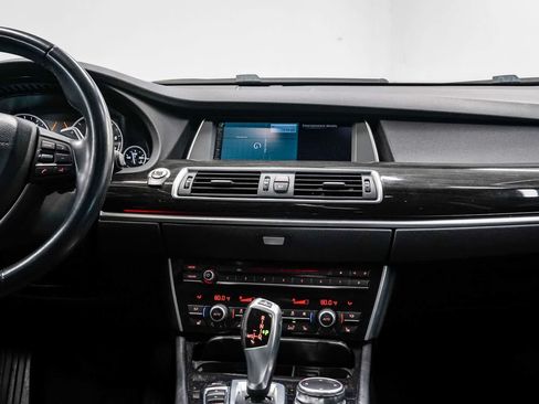Used 2017 BMW 535i Gran Turismo RWD image 13