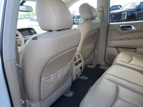 Used 2015 Nissan Pathfinder SL w/ SL Tech Package AWD/4WD image 26