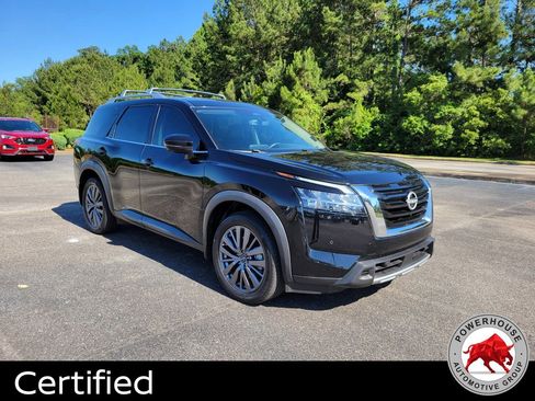 Used 2024 Nissan Pathfinder SL w/ SL Premium Package FWD image 7