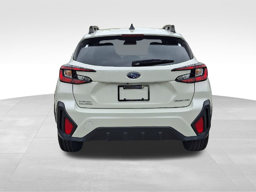Used 2024 Subaru Crosstrek 2.0i Premium AWD/4WD image 5