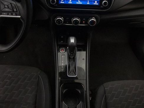 Used 2023 Nissan Kicks SV image 22