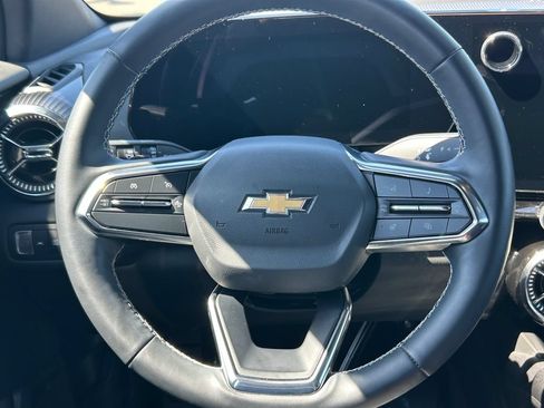 Used 2024 Chevrolet Blazer EV LT AWD/4WD image 17