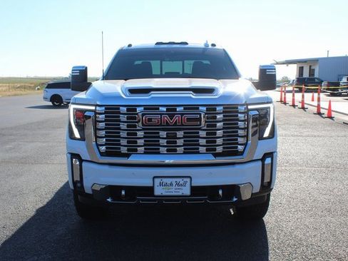 Used 2024 GMC Sierra 2500 Denali w/ Denali Reserve Package image 12