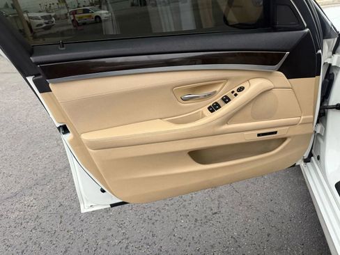 Used 2013 BMW 528i xDrive 528i xDrive Sedan 4D image 11